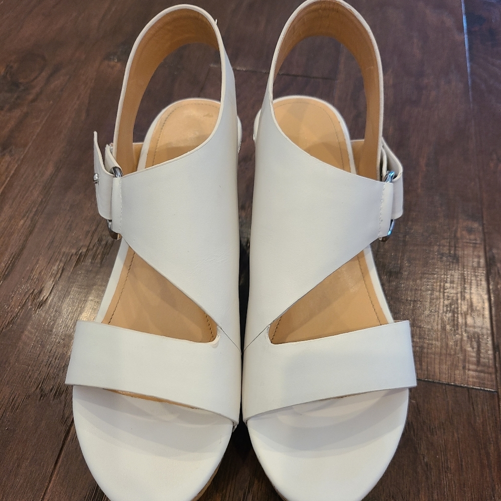 Marc Fisher Wedge